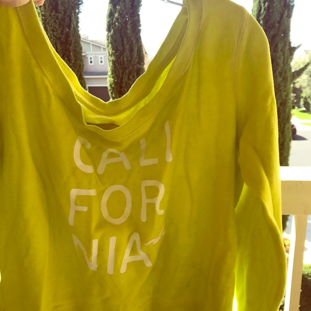 Green California loose sweater!